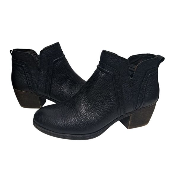 Cobb Hill Anisa V Cut Western Goth Boots Block Heel Sz 8 Black - Picture 5 of 17